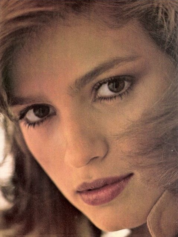 1979 September Vogue US. Gia Carangi. Denis Piel photographer