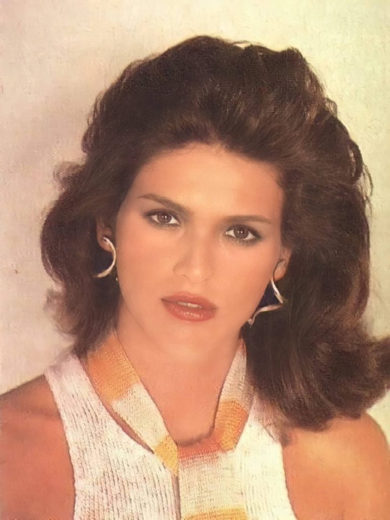 Vogue US July 1980.  Gia Carangi, Francesco Scavullo photographer, Harry King hair, Way Bandy makeup.