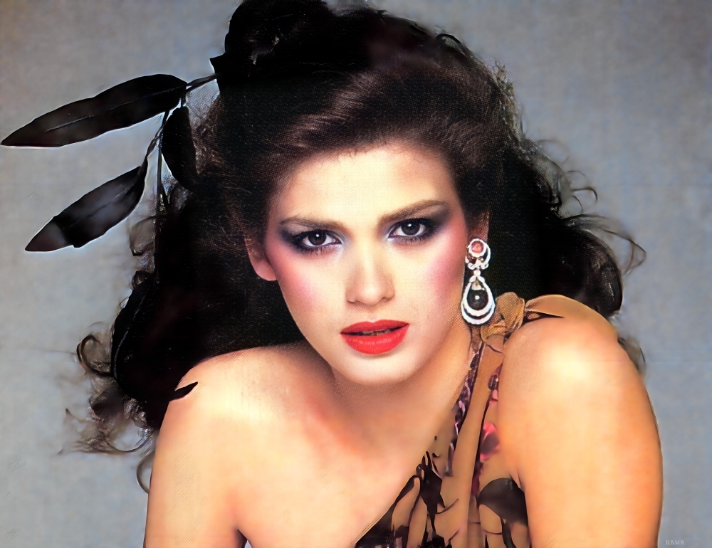 Gia Carangi, Vogue UK April 1, 1979. Photographer Alex Chatelain. Hairstylist Gilles. Makeup artist Jacques Clemente. Outtake